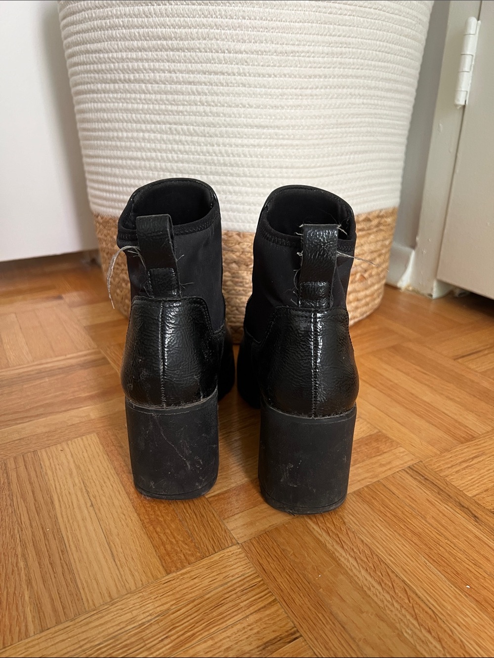 Aldo Black Glossy Chunky Heel Ankle Boots - Picture 4 of 4